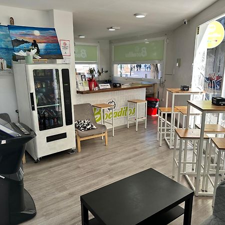 Be Happy Hostel Nerja Dış mekan fotoğraf