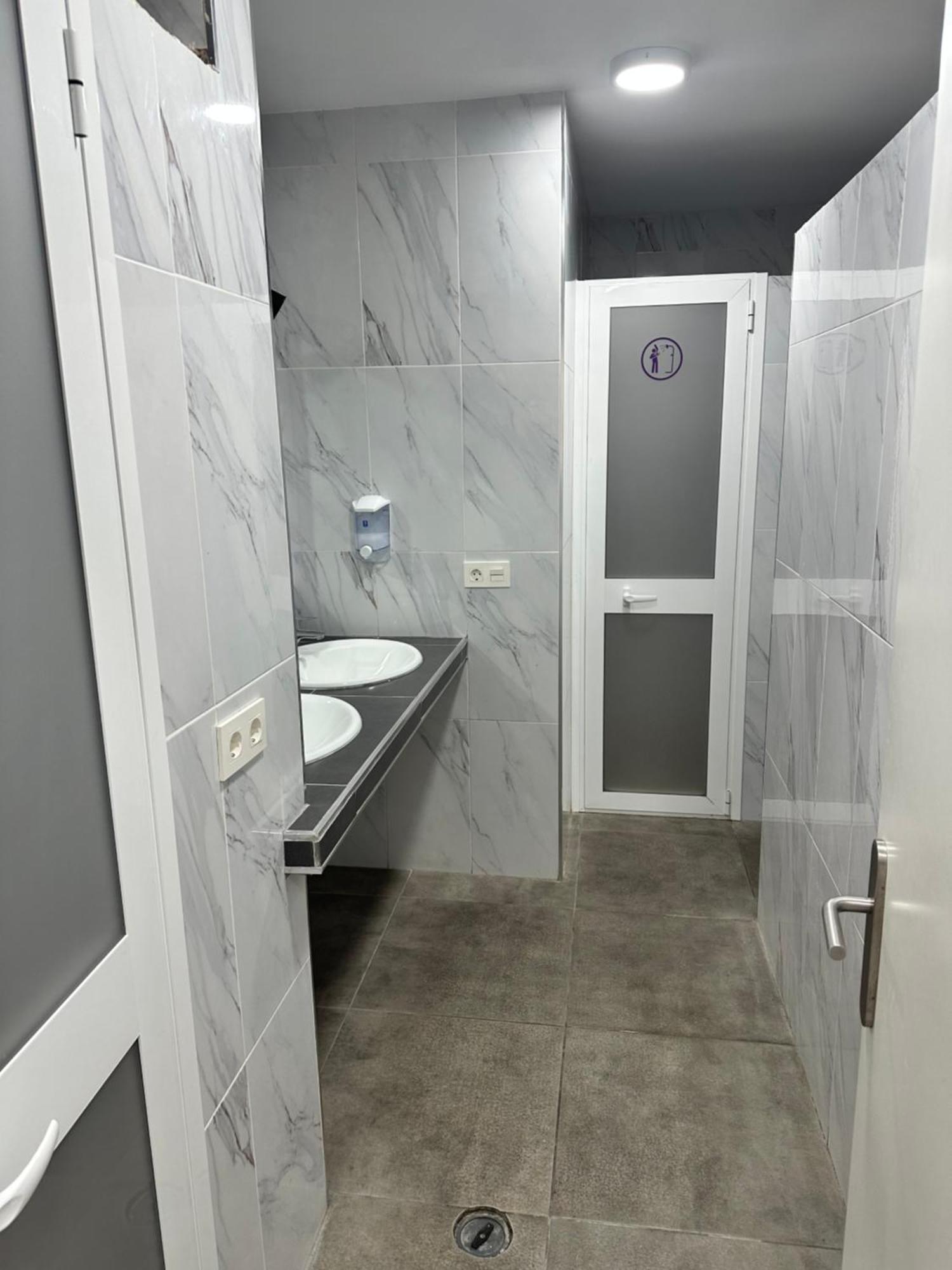 Be Happy Hostel Nerja Dış mekan fotoğraf